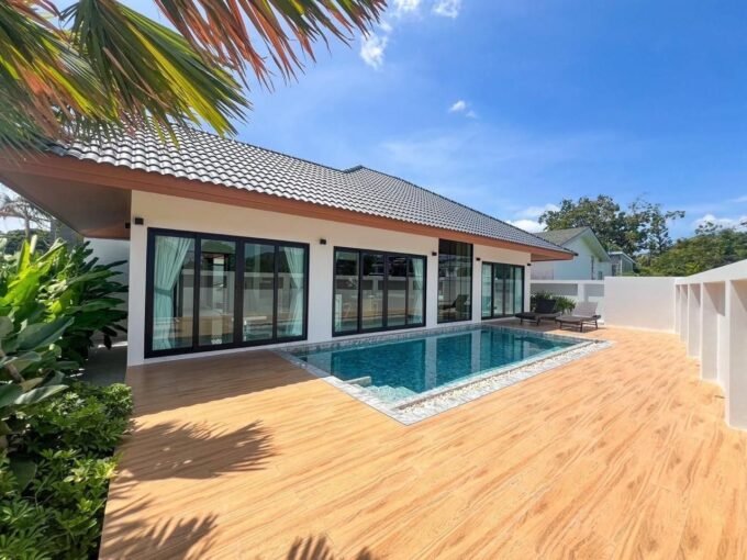 Stunning Renovated Pool Villa in Rawai – Move-in Ready