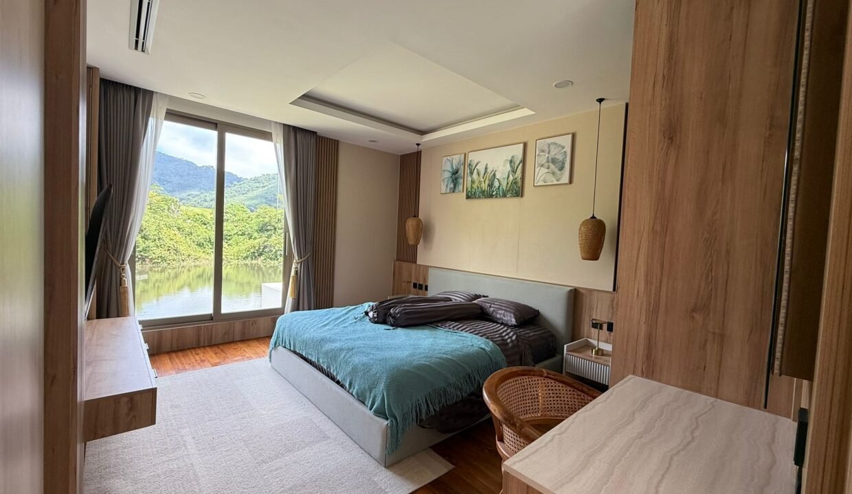 24. bedroom 2 - 1
