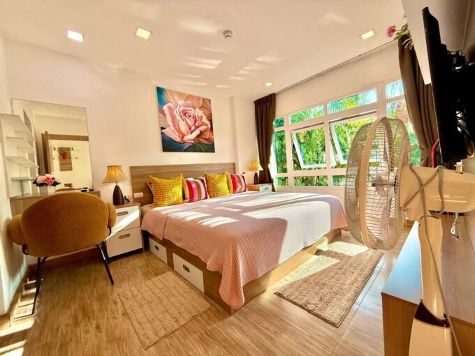 Modern 1-Bedroom Condo Near Nai Harn Beach