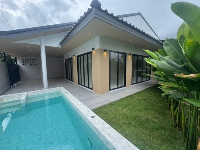 Pool Villa in Prime Chalong Location