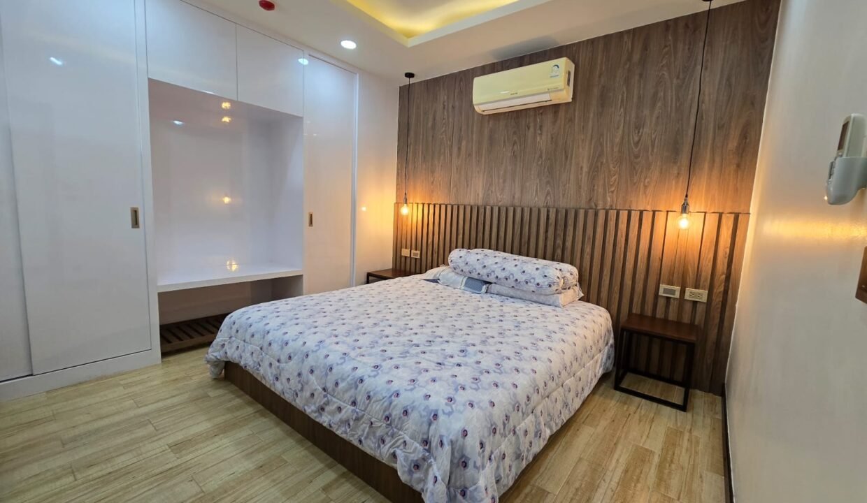 WhatsApp Image 2025-09-29 at 5.47.39 PM (1)