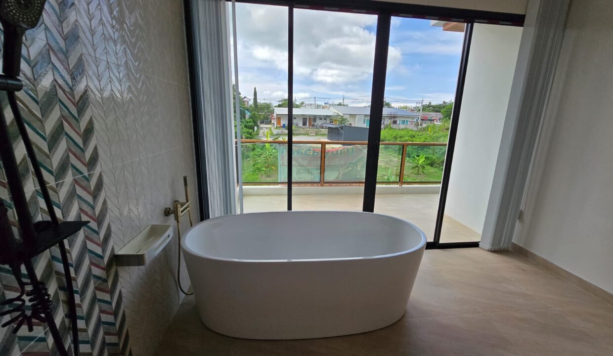 WhatsApp Image 2025-10-03 at 11.11.19 AM