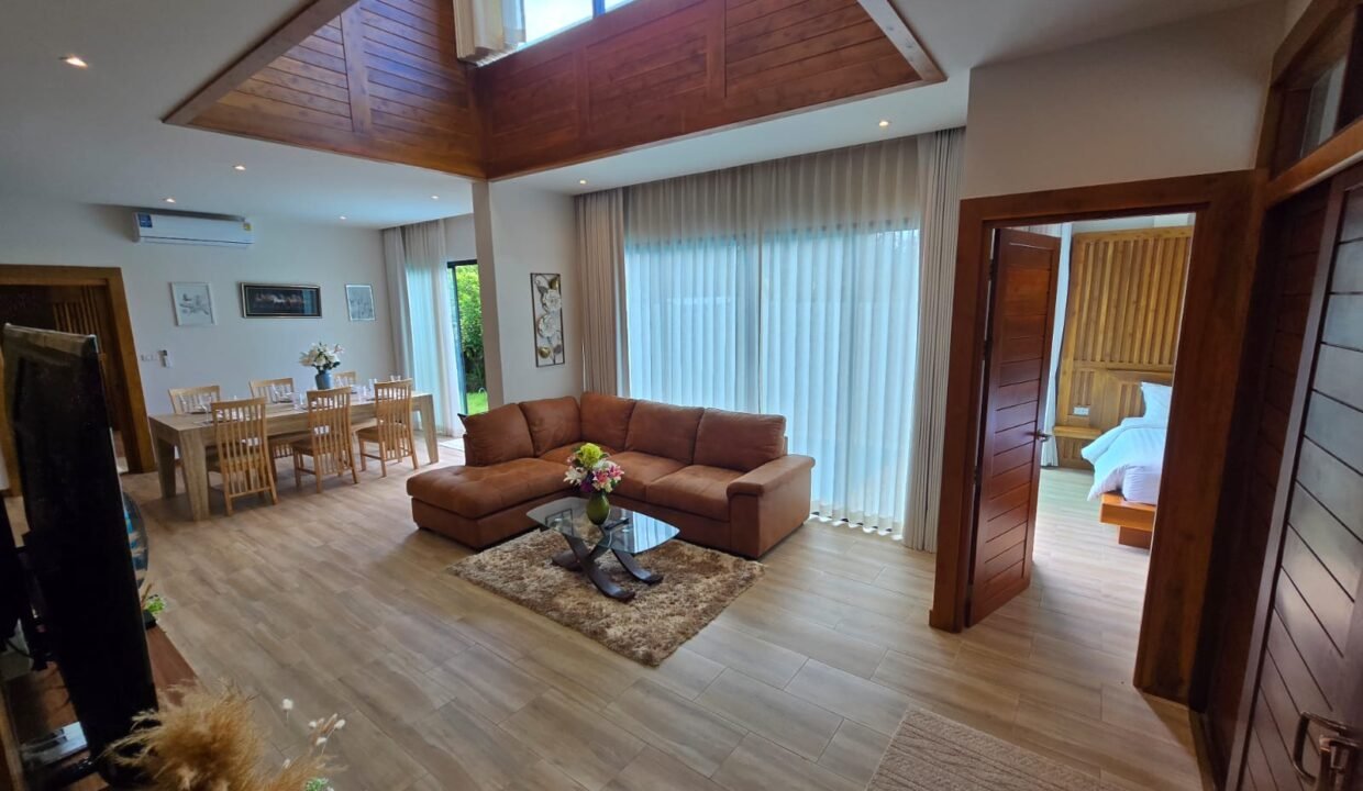 WhatsApp Image 2025-10-03 at 11.11.22 AM (2)