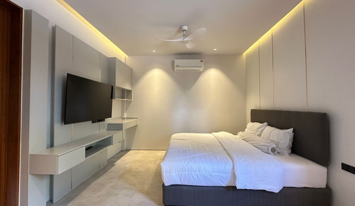 WhatsApp Image 2025-10-06 at 2.26.25 PM (2)