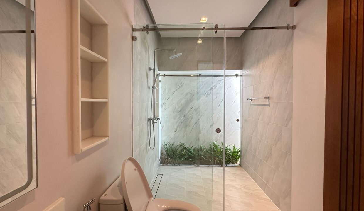 WhatsApp Image 2025-10-06 at 2.26.26 PM