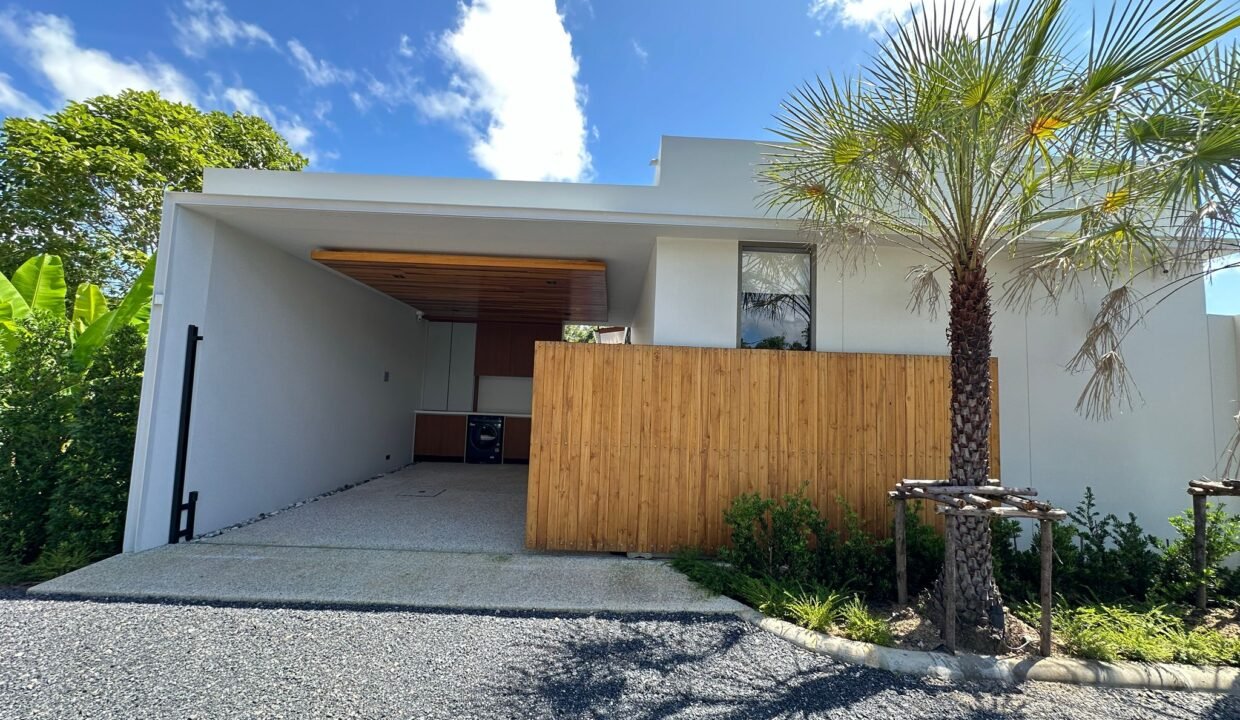 WhatsApp Image 2025-10-06 at 2.27.26 PM (1)