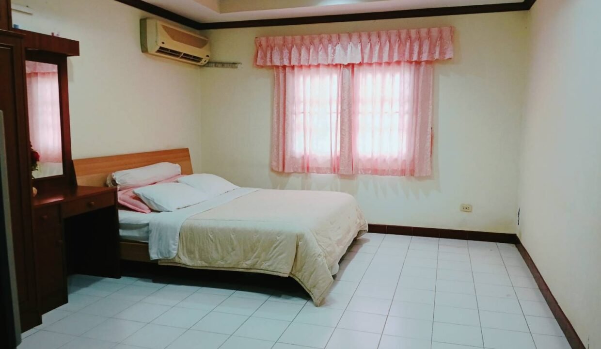 WhatsApp Image 2025-10-14 at 10.06.12 AM