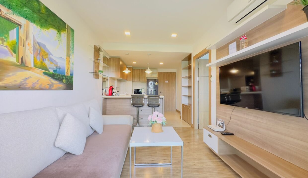 WhatsApp Image 2025-10-18 at 1.52.12 PM (1)