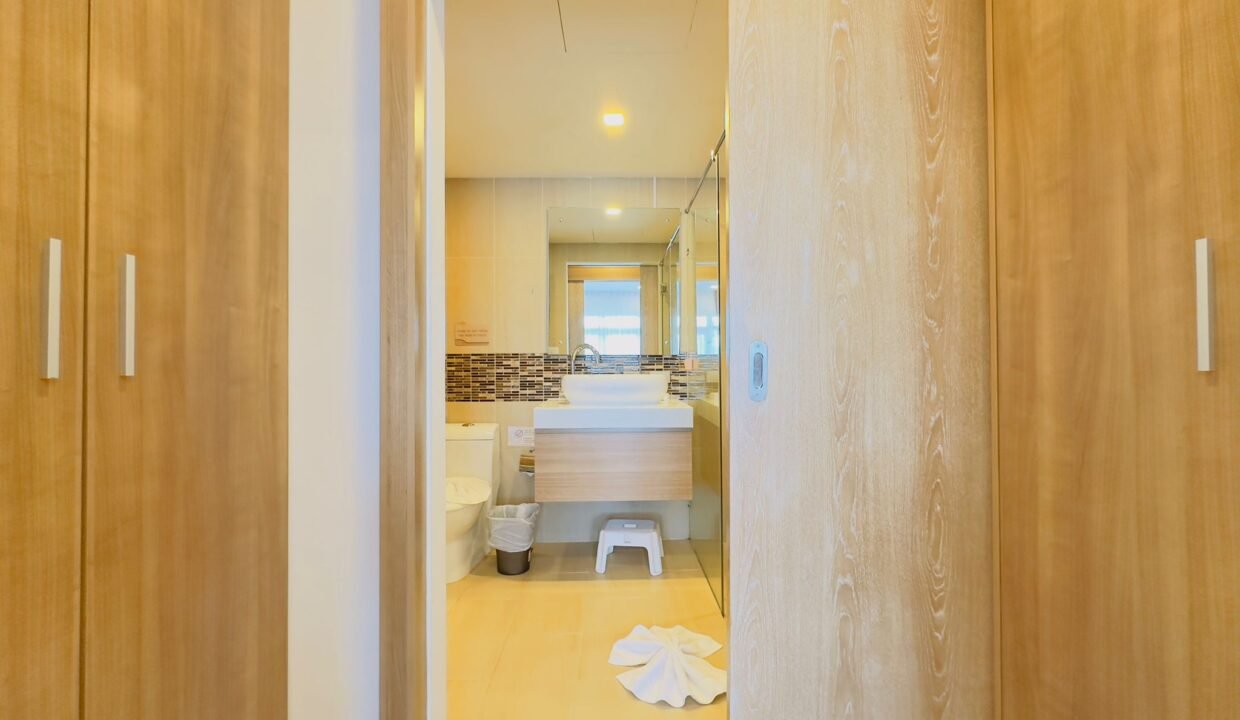 WhatsApp Image 2025-10-18 at 1.52.12 PM (3)