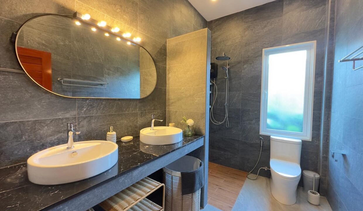 WhatsApp Image 2025-10-28 at 2.21.21 PM (11)