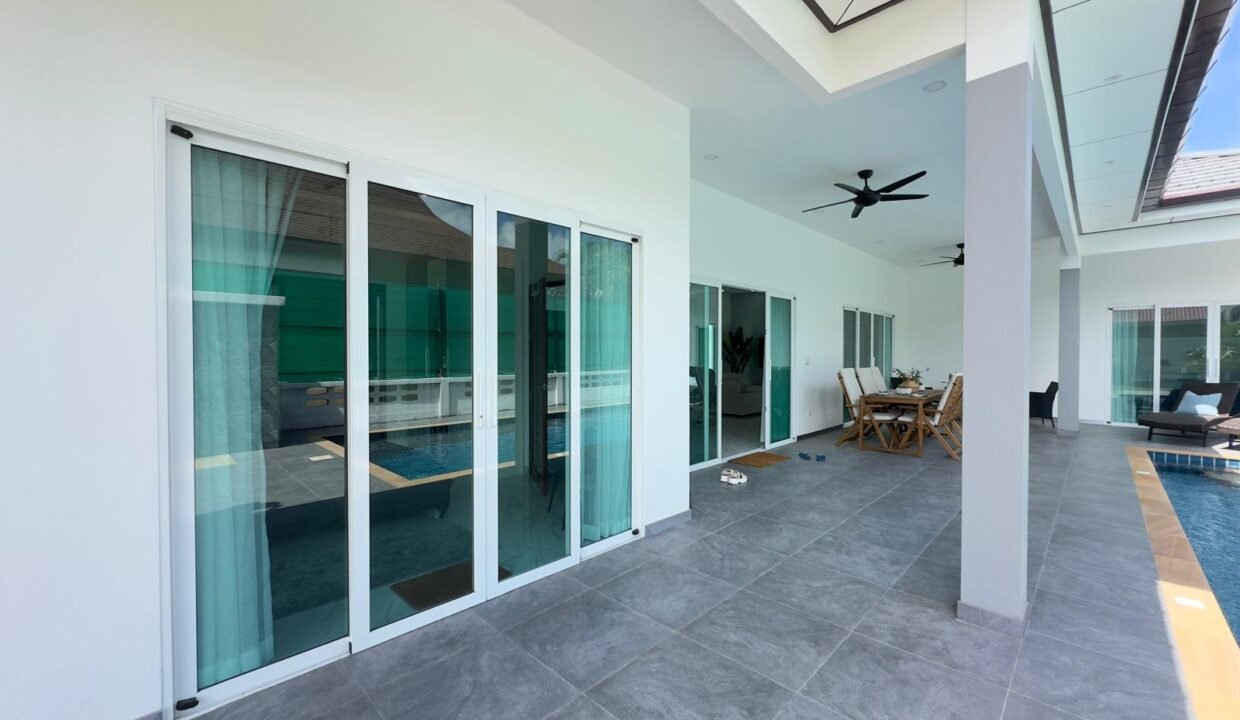 WhatsApp Image 2025-10-28 at 2.21.21 PM (2)