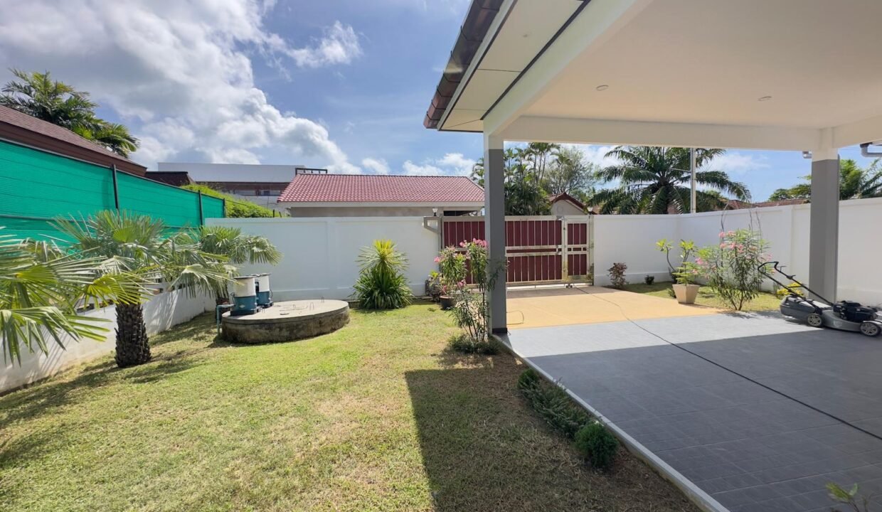 WhatsApp Image 2025-10-28 at 2.21.21 PM (3)