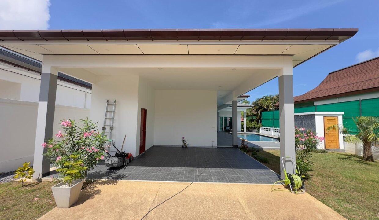 WhatsApp Image 2025-10-28 at 2.21.22 PM (5)