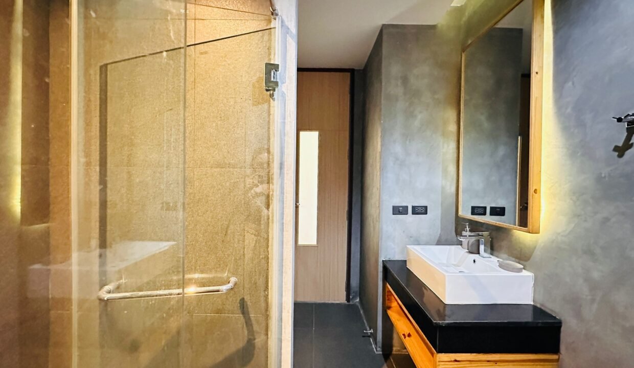 WhatsApp Image 2568-12-28 at 15.32.17