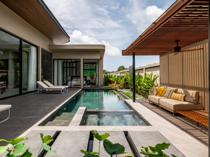 LUXURY MODERN POOL VILLAS NEAR NAI HARN BEACH