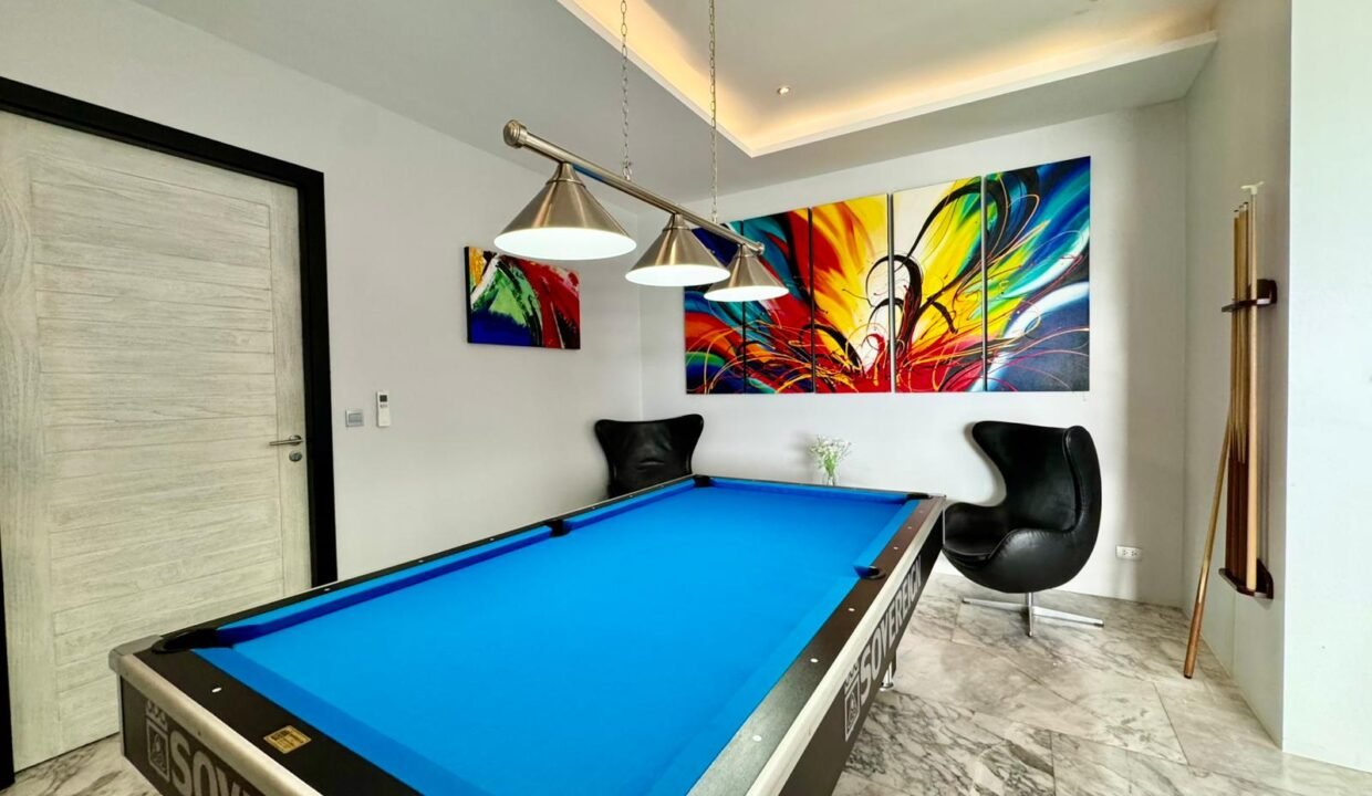 WhatsApp Image 2025-11-07 at 12.53.16 PM (1)