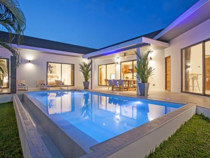 Modern Tropical Luxury Meets Unbeatable Convenience
